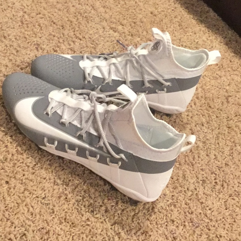 Nike men’s Cleats size 13